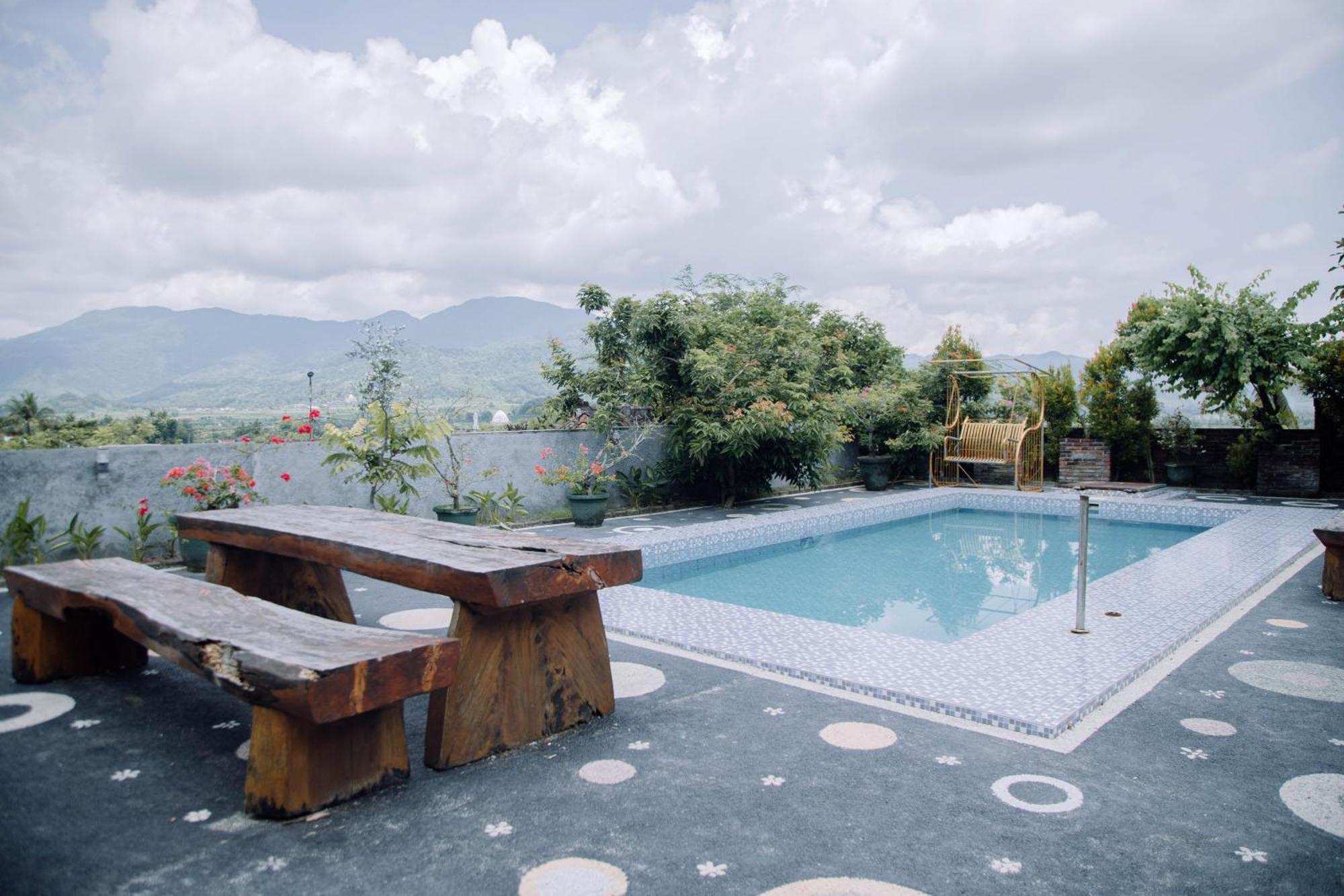 Reddoorz At Villa Bukit Senyum Lombok Kuripan Kültér fotó